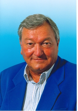 Erich von Daniken250